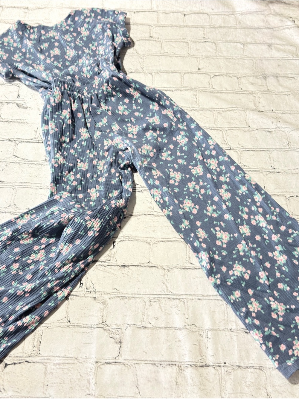 Old Navy Navy Floral Short-Sleeve Wide-Leg Girls Jumpsuit Size Medium
